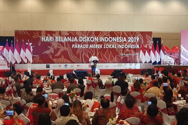 Jokowi Sindir Emak-Emak Pencinta Barang Impor