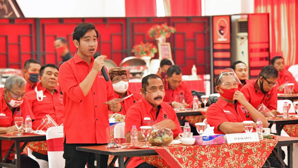 Gibran Jokowi Politik Dinasti