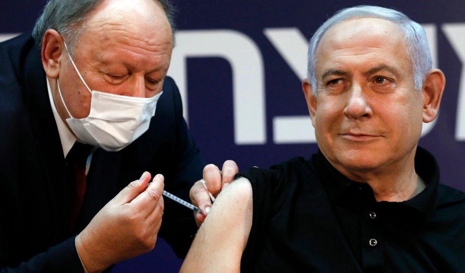 Netanyahu injected with the Pfizer BioNTech vaccine live on TV