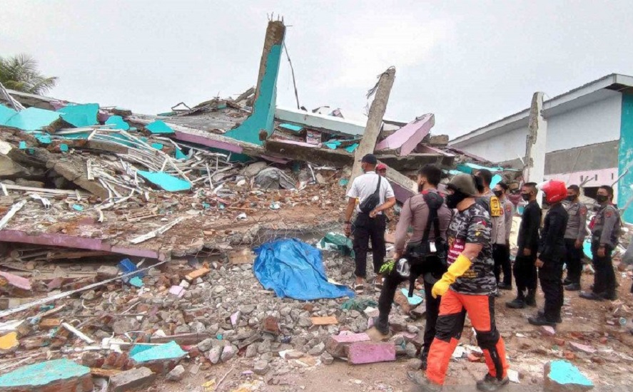 NU Muhammadiyah Bantu Korban Gempa Majene Mamuju