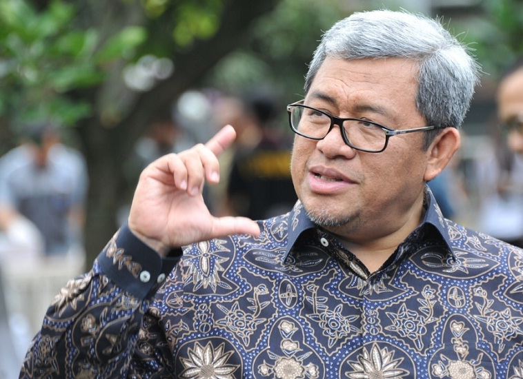 Aher Gubernur Jabar Kristiani Pesparawi ke Maluku