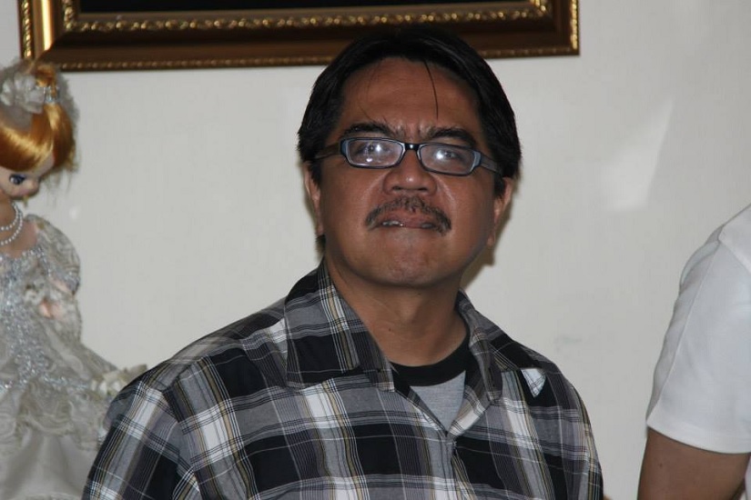 Ade Armando Kematian Covid Inggris Indonesia