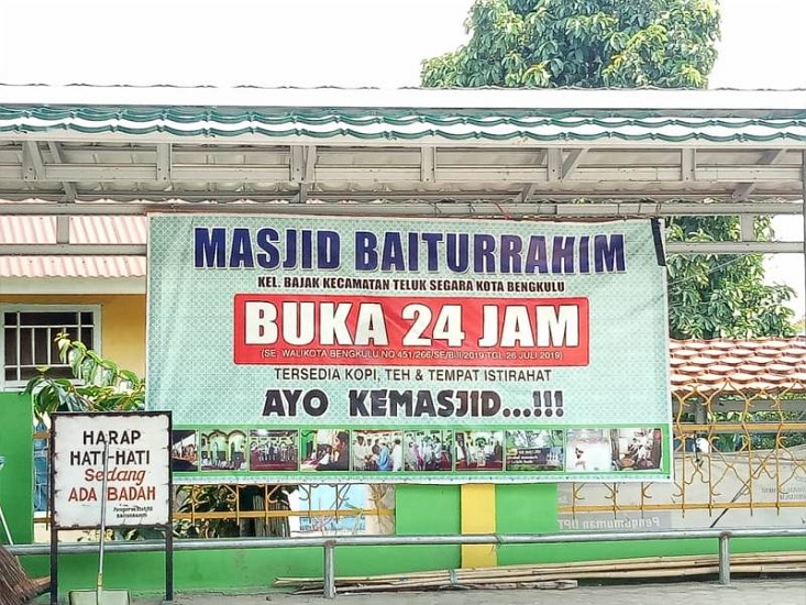 Masjid Baiturrahim Bengkulu 24 Jam